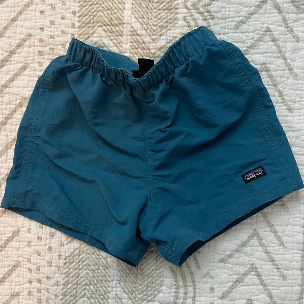 Patagonia baby baggies shorts - 12-18 months
